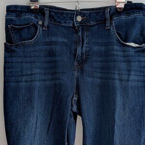 MAURCIES M Jeans High Rise Blue Size 14W X-Short $16.00